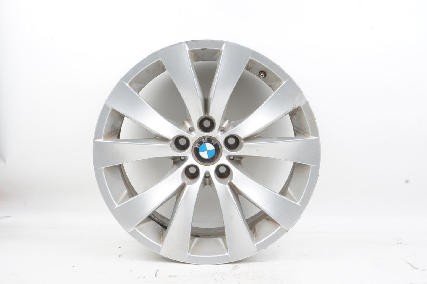 2008 2009 2010 BMW 650i M6 18" Wheel Rim w/ Center Cap OEM