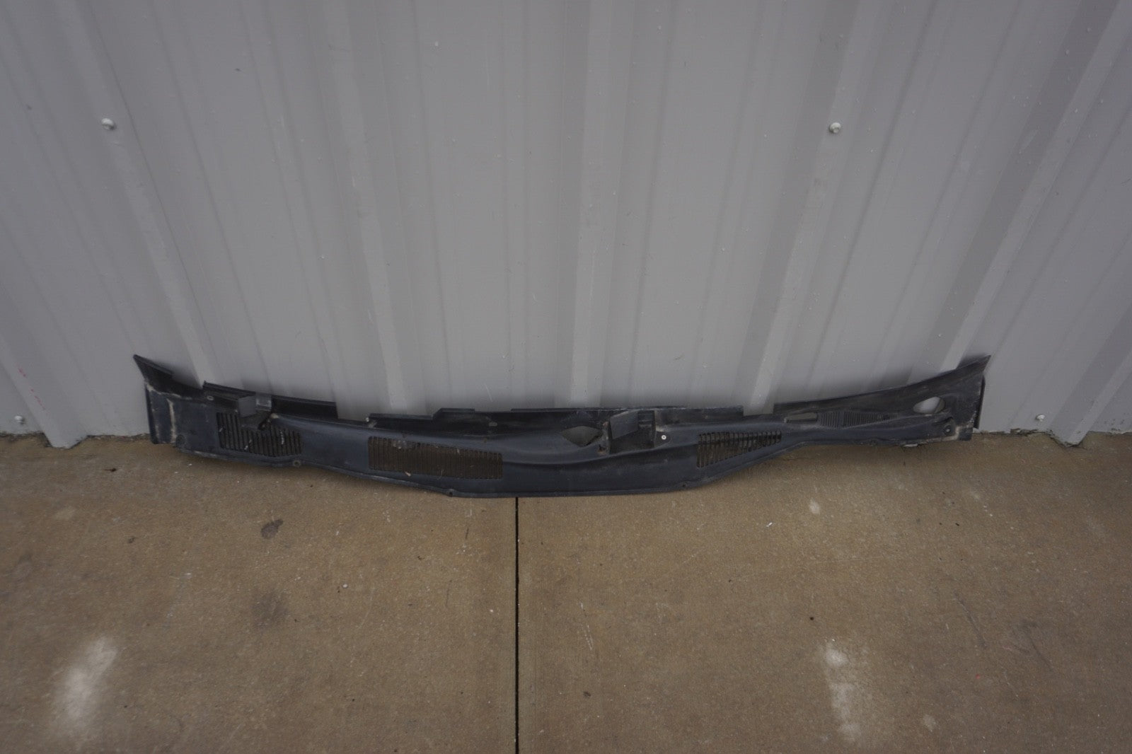 1987 - 1993 Cadillac Allante Windshield Wiper Cover Cowl Grille OEM