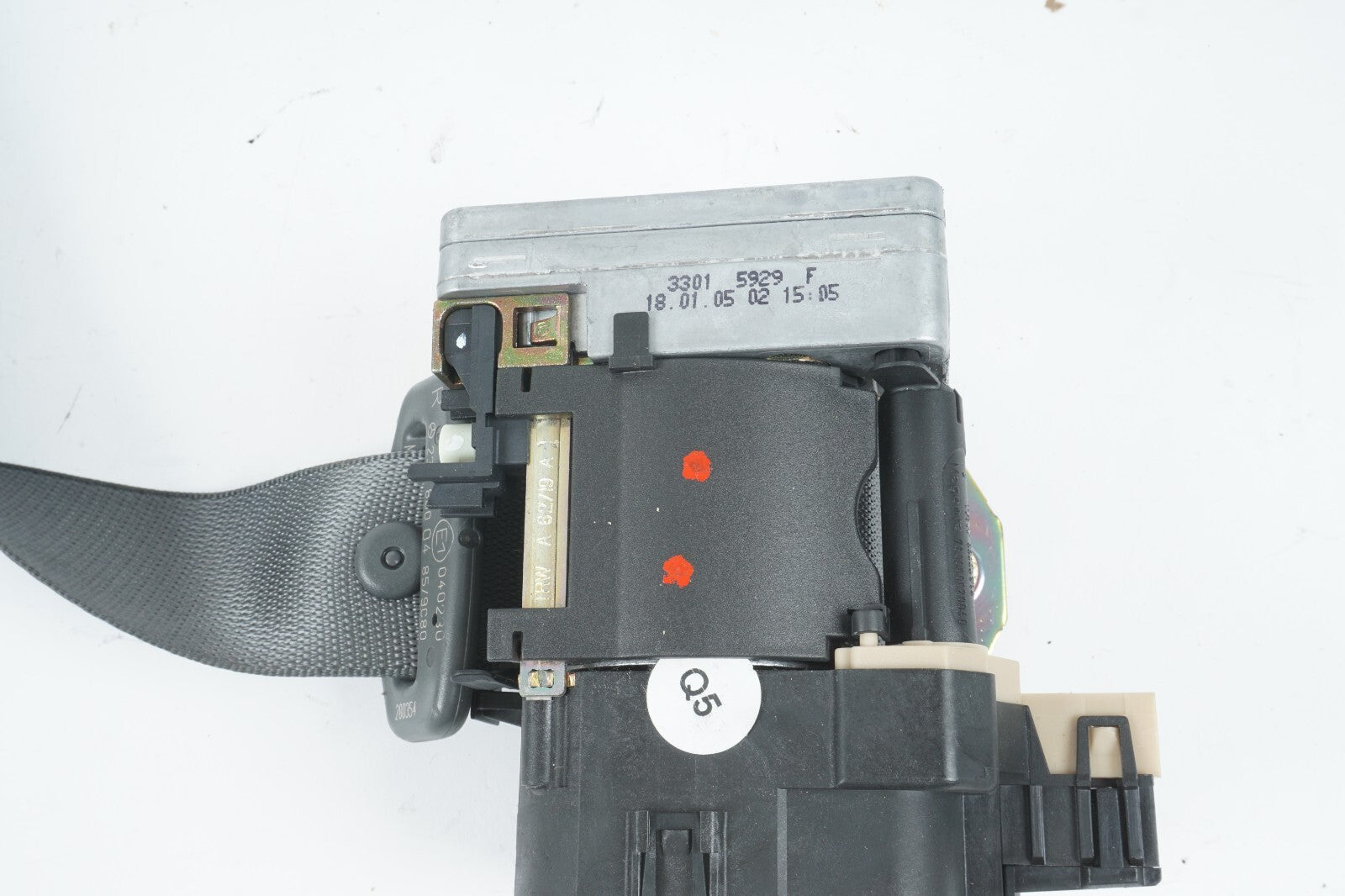 03 - 06 Mercedes R230 SL500 Front Right Passenger Seat Belt Retractor OEM