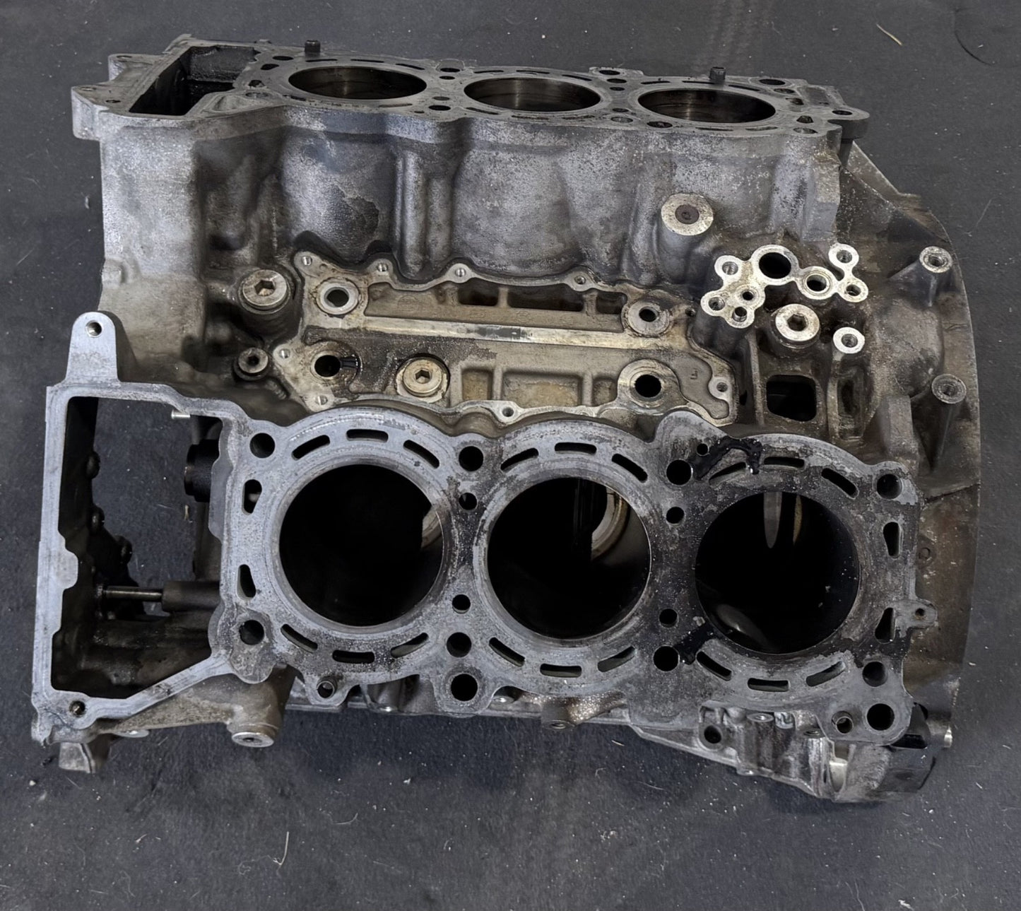 2010-2013 MERCEDES W212 E350 DIESEL BLUETEC ENGINE BLOCK ONLY 84K MILES