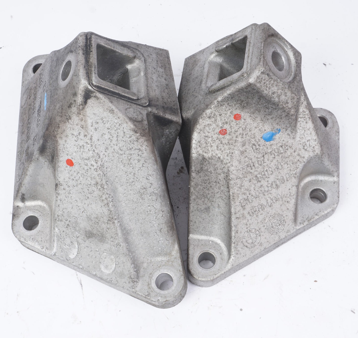 2012-2018 BMW 650I 550i 750i Engine Mount Bracket Left & Right OEM