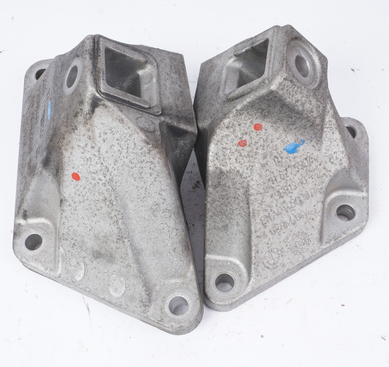 2012-2018 BMW 650I 550i 750i Engine Mount Bracket Left & Right OEM
