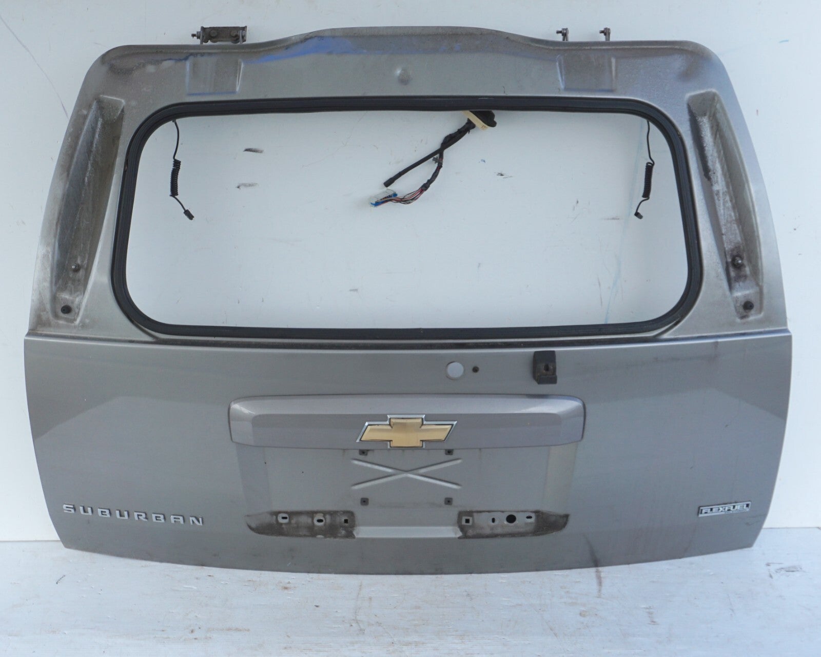 2007 - 2013 Chevy Suburban TAILGATE LIFTGATE HATCH OEM