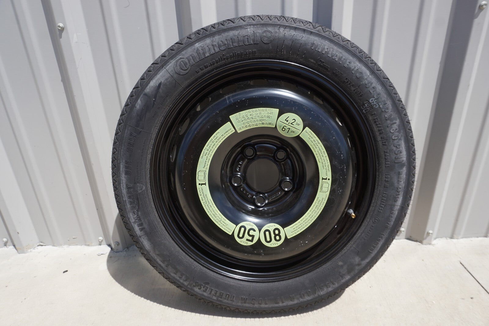 10-17 Mercedes W207 E350 Spare Tire   T135/80R17 OEM