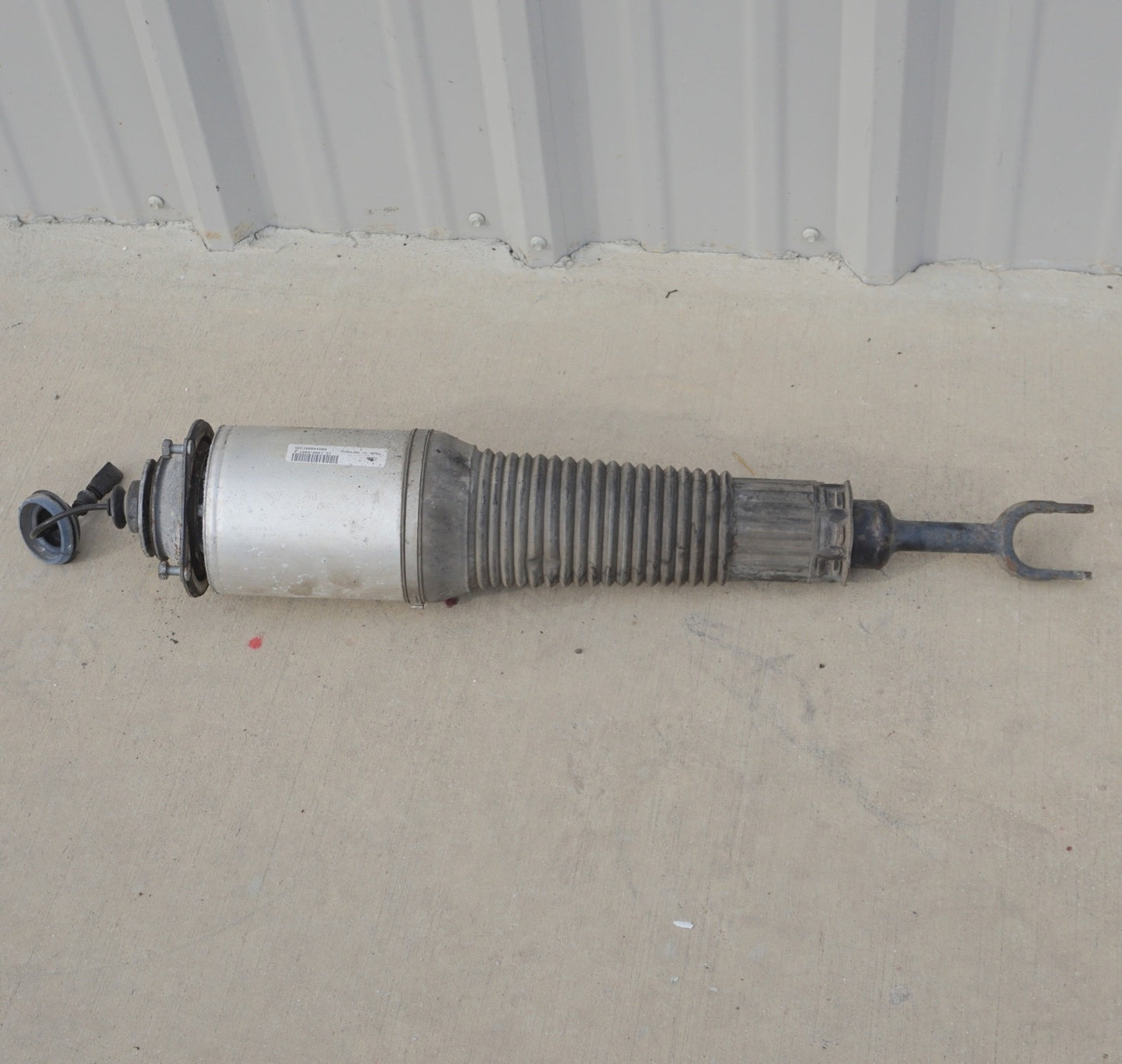 2008-2010 Audi A8 Quattro Front Left Strut Shock Absorber 4E0616039AH OEM