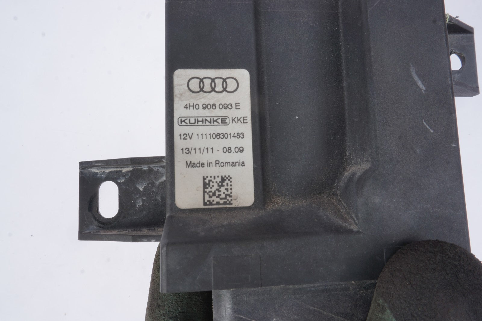 2011 - 2018 AUDI A8 QUATTRO FUEL DELIVERY COMPUTER CONTROL MODULE OEM