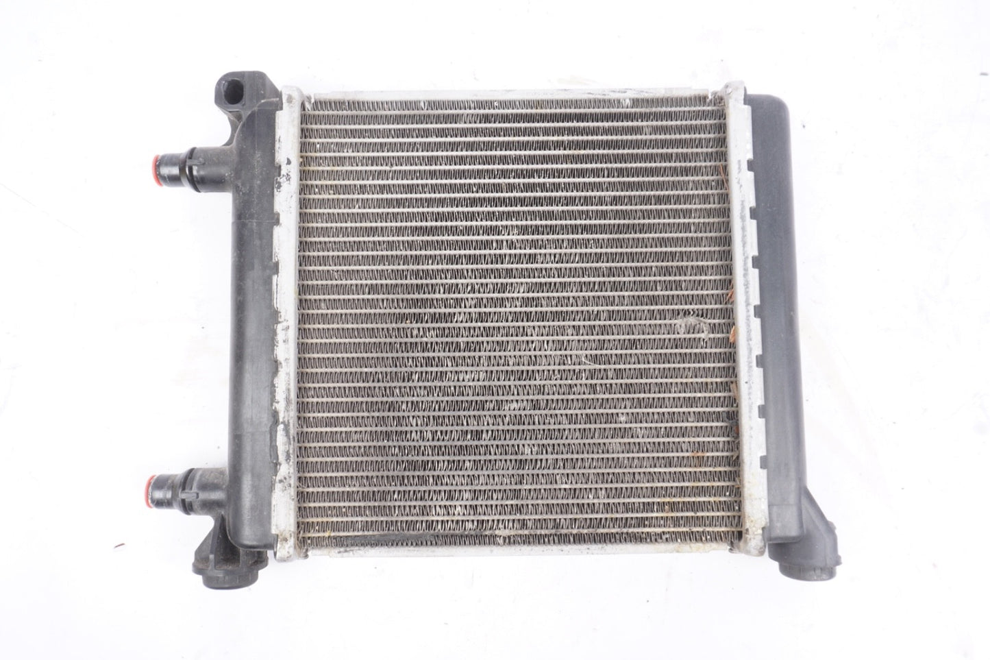 2018-2022 BMW X2 F39 OEM 2.0L Engine Auxiliary Cooling Coolant Radiator 7634565