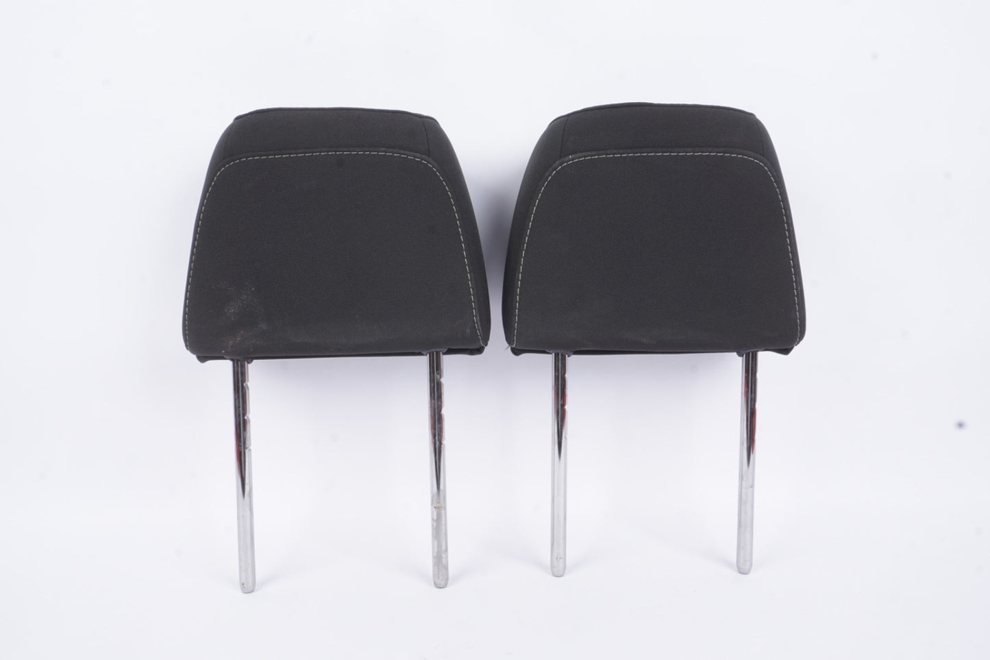 2015-2018 Ford Focus Front Seat Leather Head Rest Set of 2 Black 2016 2017