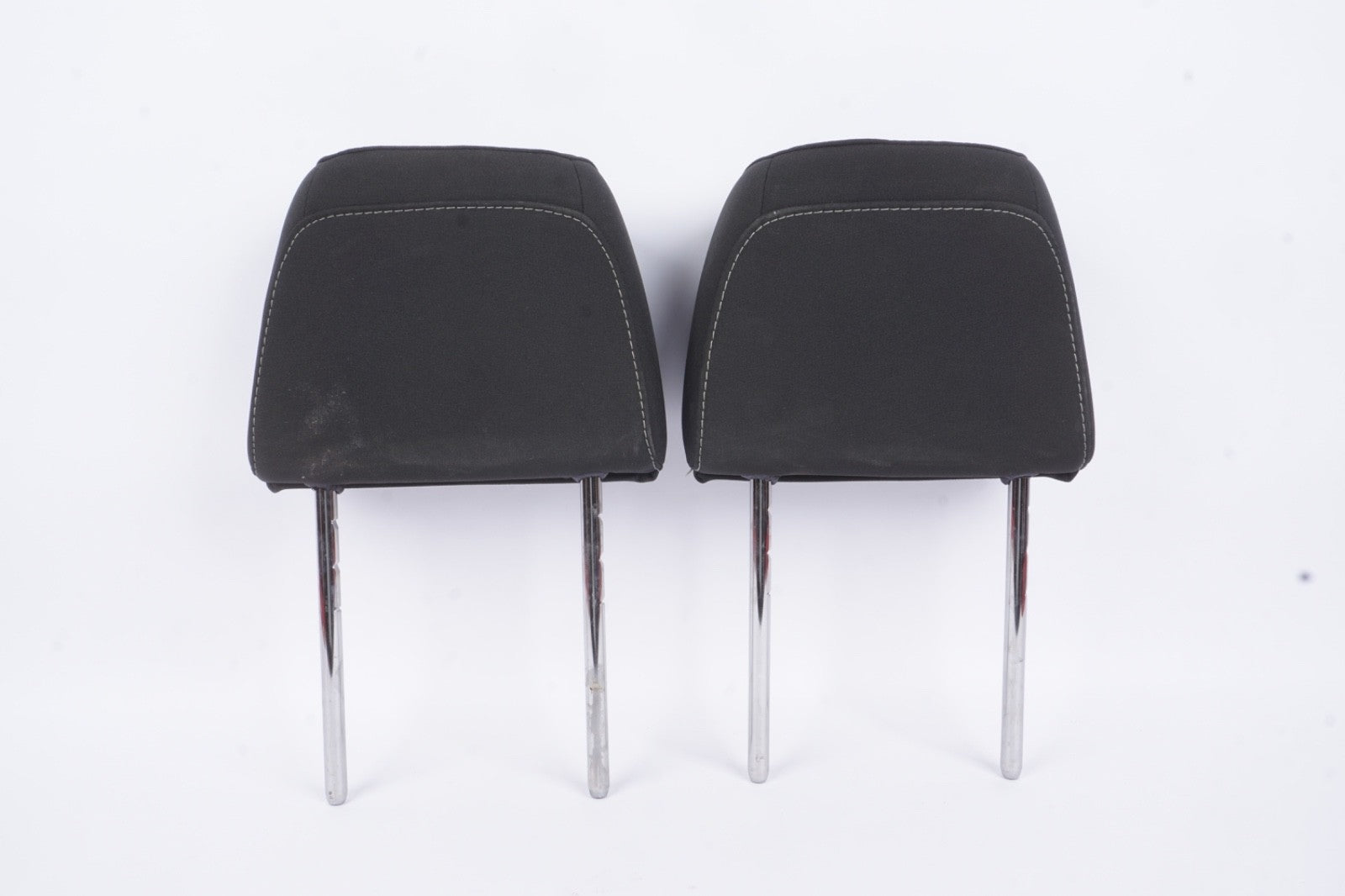 2015-2018 Ford Focus Front Seat Leather Head Rest Set of 2 Black 2016 2017