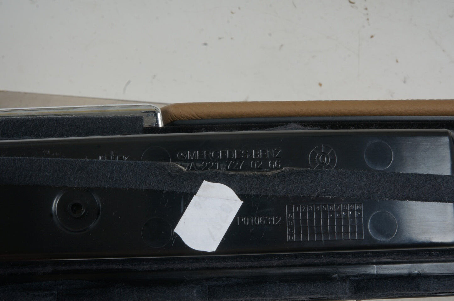 07-09 Mercedes W221 S550 Front Right Interior Door Panel Storage Compartment OEM