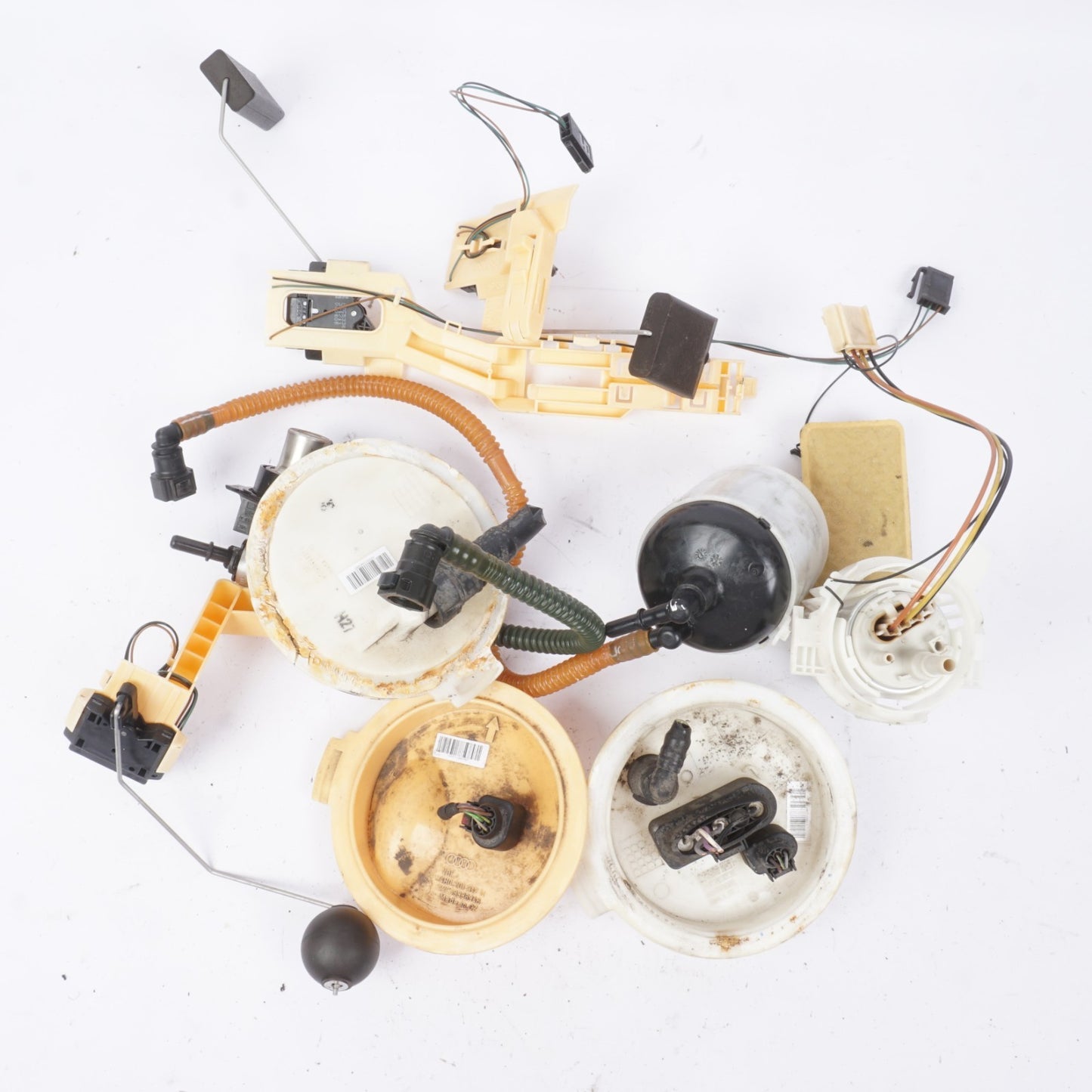 2011 - 2017 AUDI A8 A8L Fuel Tank Pump & Sending Unit SET OEM