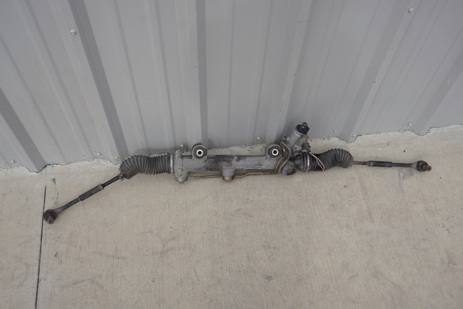 03-06 Mercedes R230 SL500 SL55 AMG Power Steering Rack And Pinion 23011011003