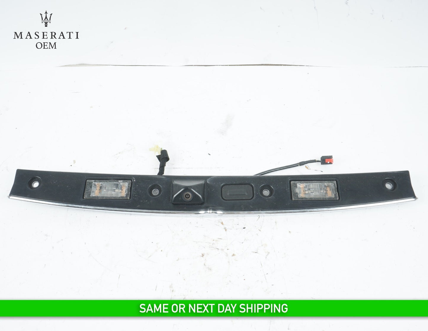 14 - 20 MASERATI QUATTROPORTE TRUNK LID MOLDING LICENSE LIGHT W/ CAMERA OEM