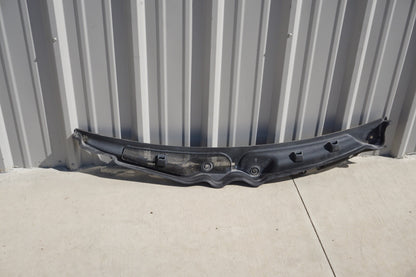 2010-2014 Mercedes W207 E550 Coupe Front Windshield Wiper Cowl Panel Washer OEM
