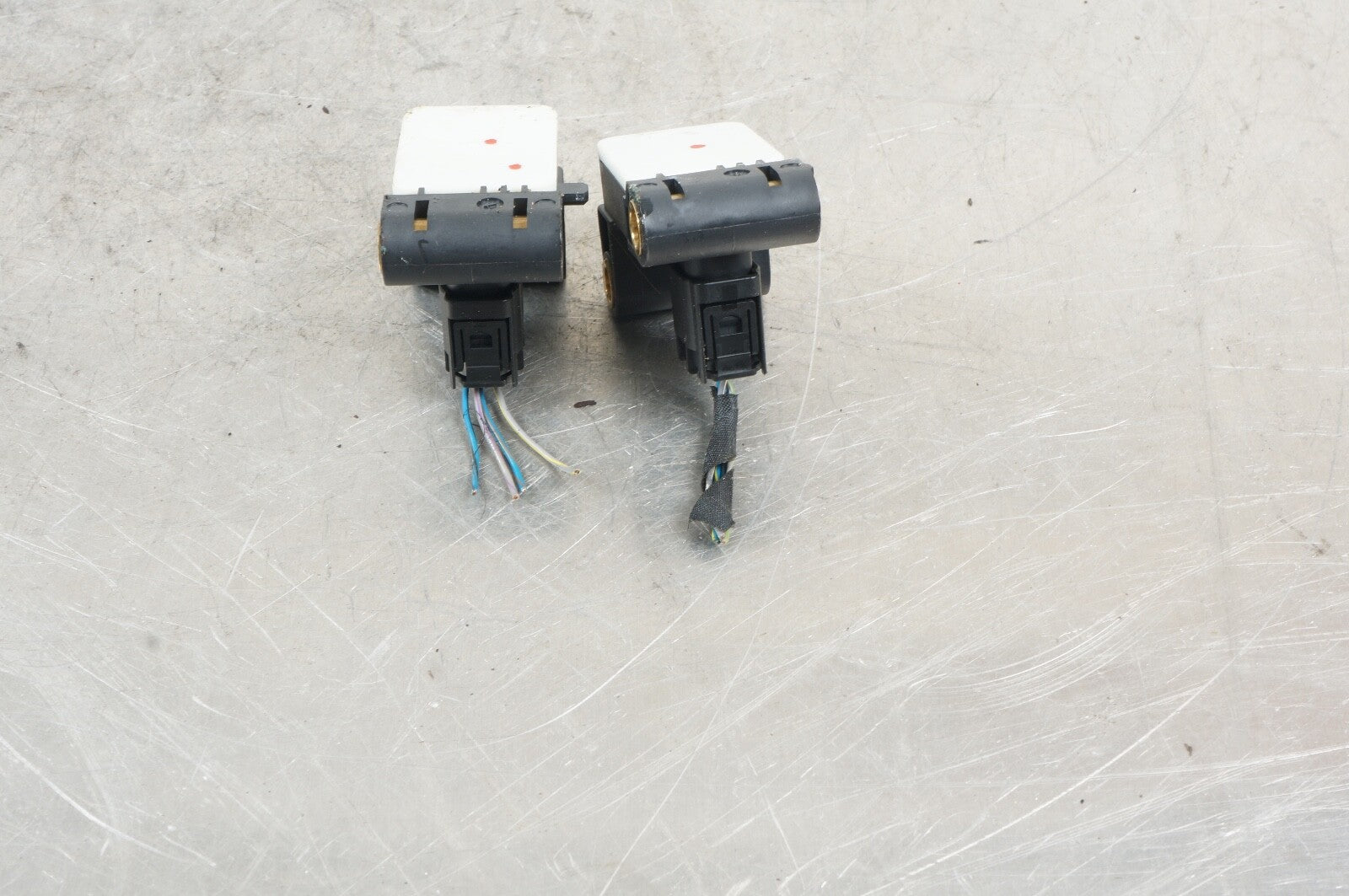 07-13 BMW E92 E93 E88 E89 Set of 2 Side Impact Crash Sensor 6956485