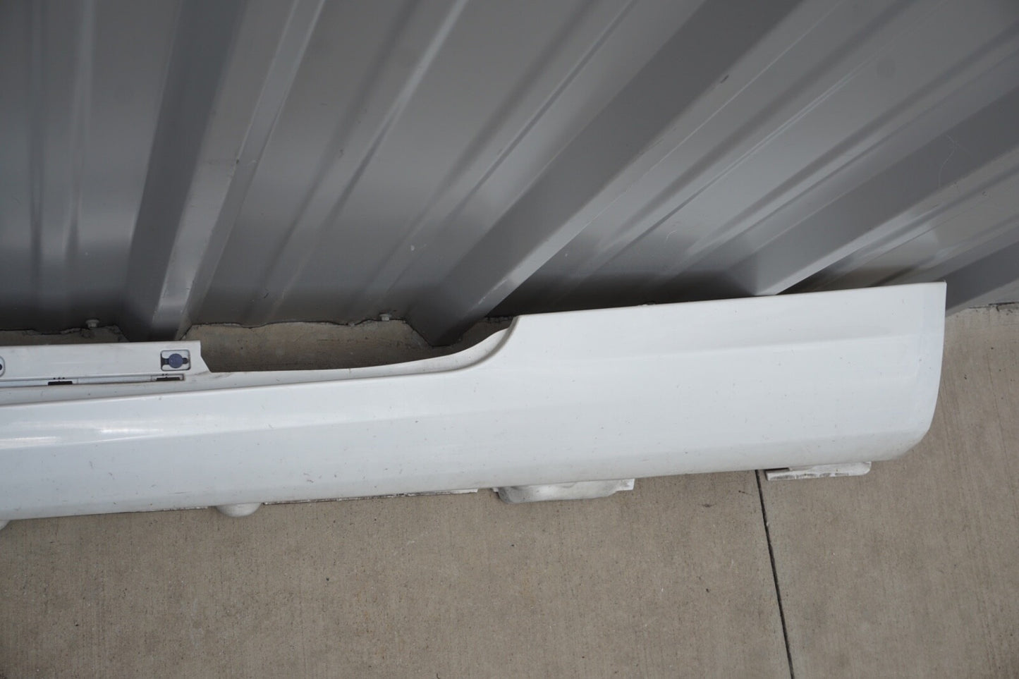 11-17 Mercedes W207 E350 Convertible Left Driver Rocker Panel Skirt Molding OEM
