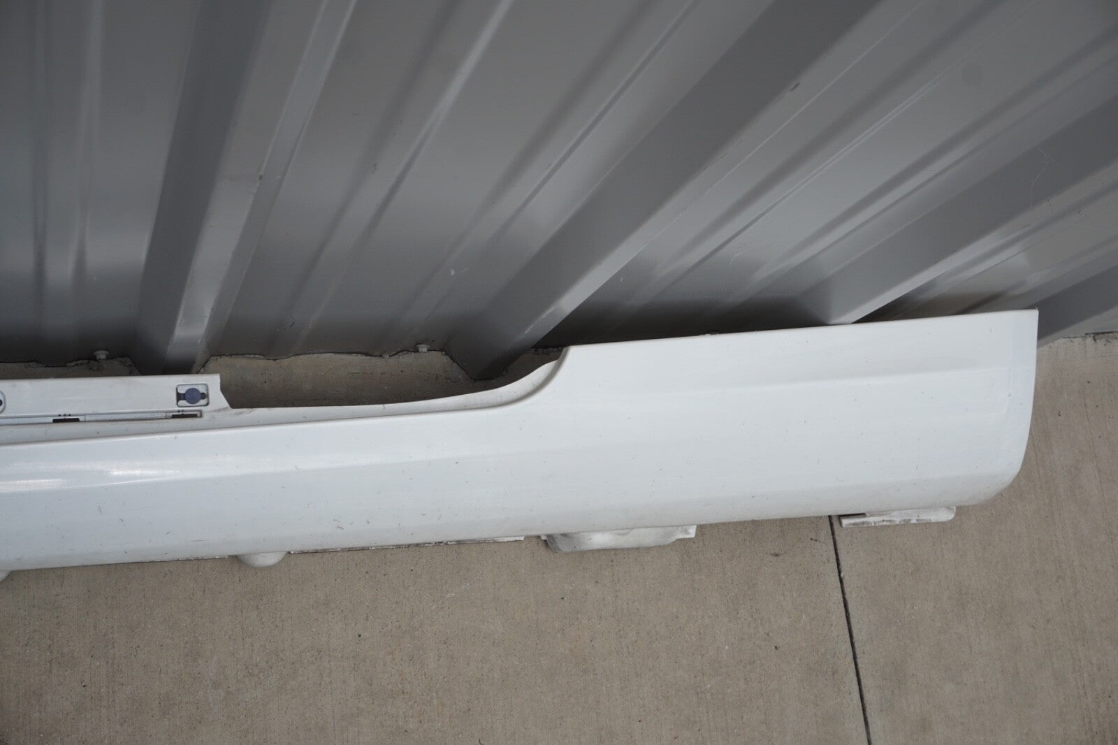 11-17 Mercedes W207 E350 Convertible Left Driver Rocker Panel Skirt Molding OEM