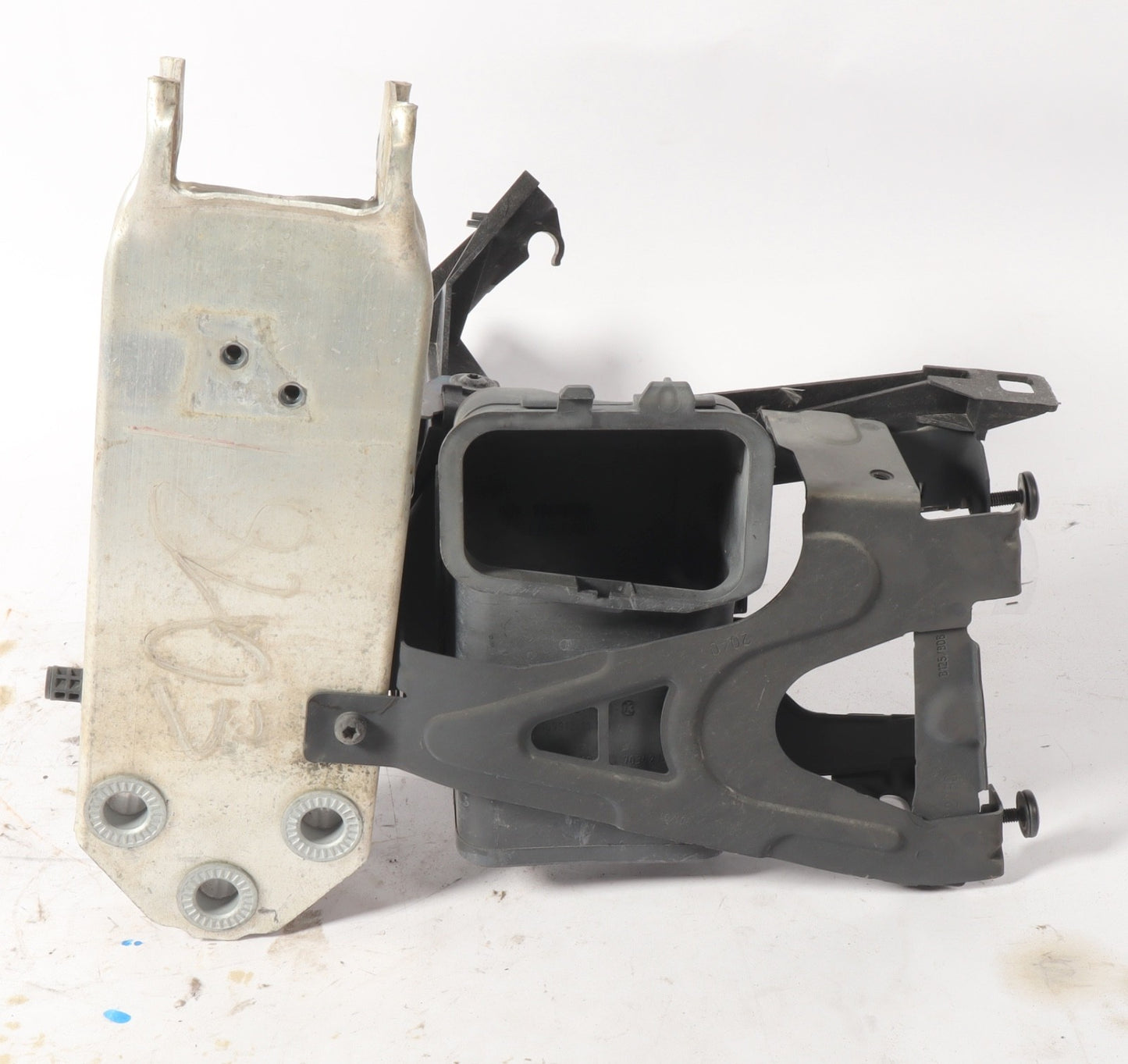 12 - 17 BMW 535i GT xDrive 550i Radiator Support Core  Passenger Right Side
