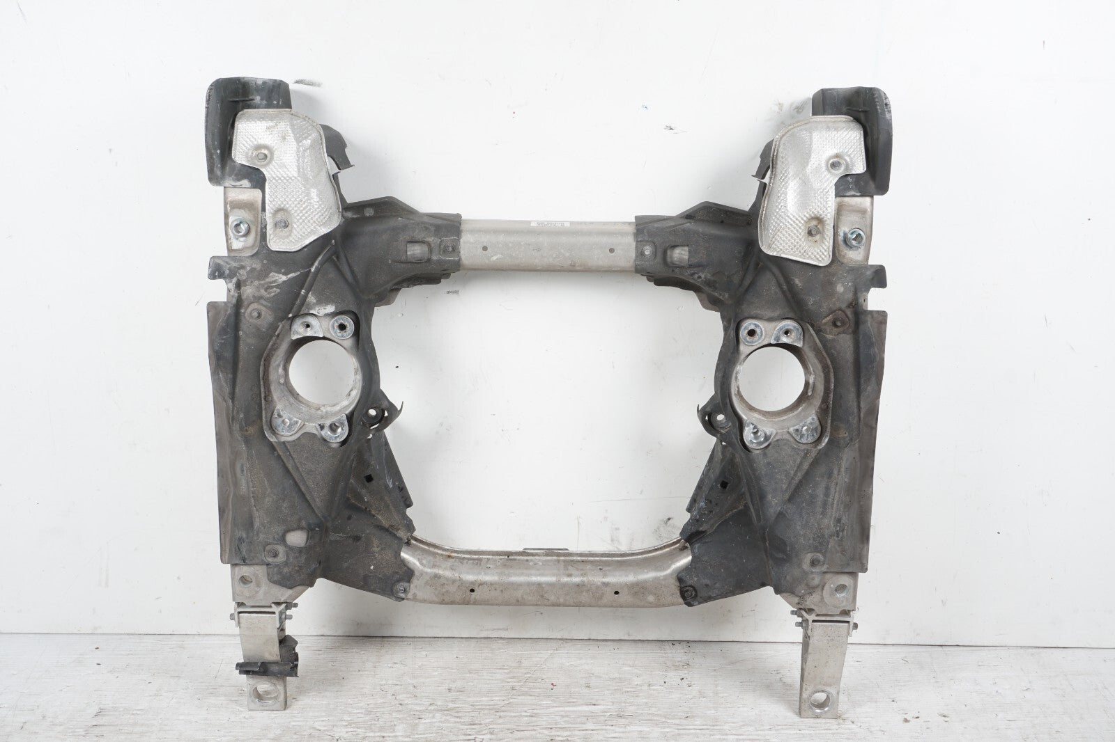 14-17 Mercedes S550 W222 Front Suspension Subframe OEM