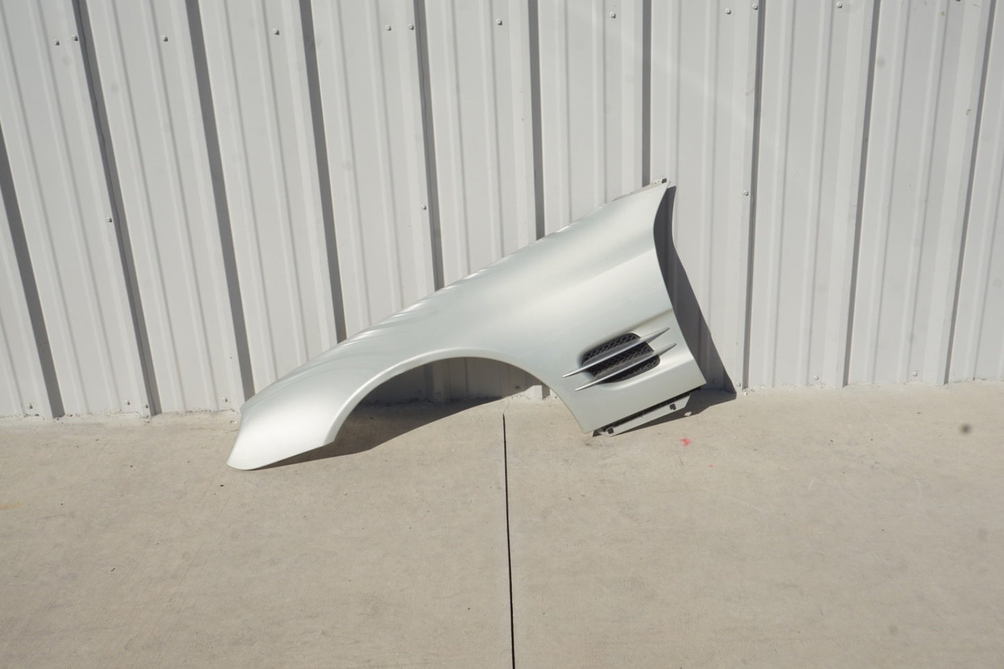 2003 - 2008 Mercedes R230 SL500 SL55 fender, left 03-08 SL500 SL600 2308800118