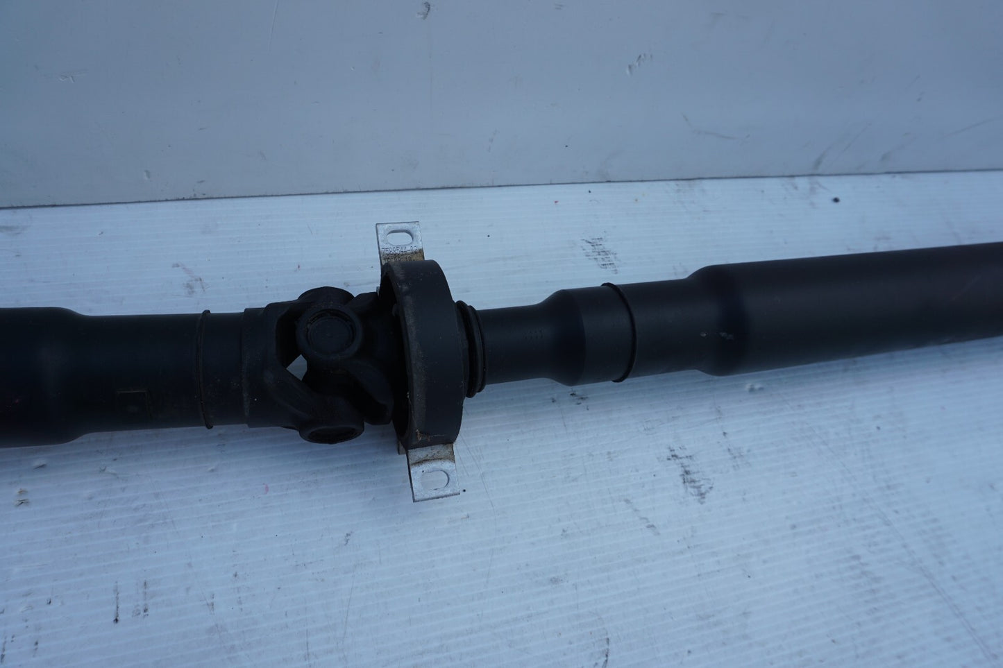 2010-2016 BMW 550I GT F07 REAR DRIVESHAFT 7562825-15 OEM