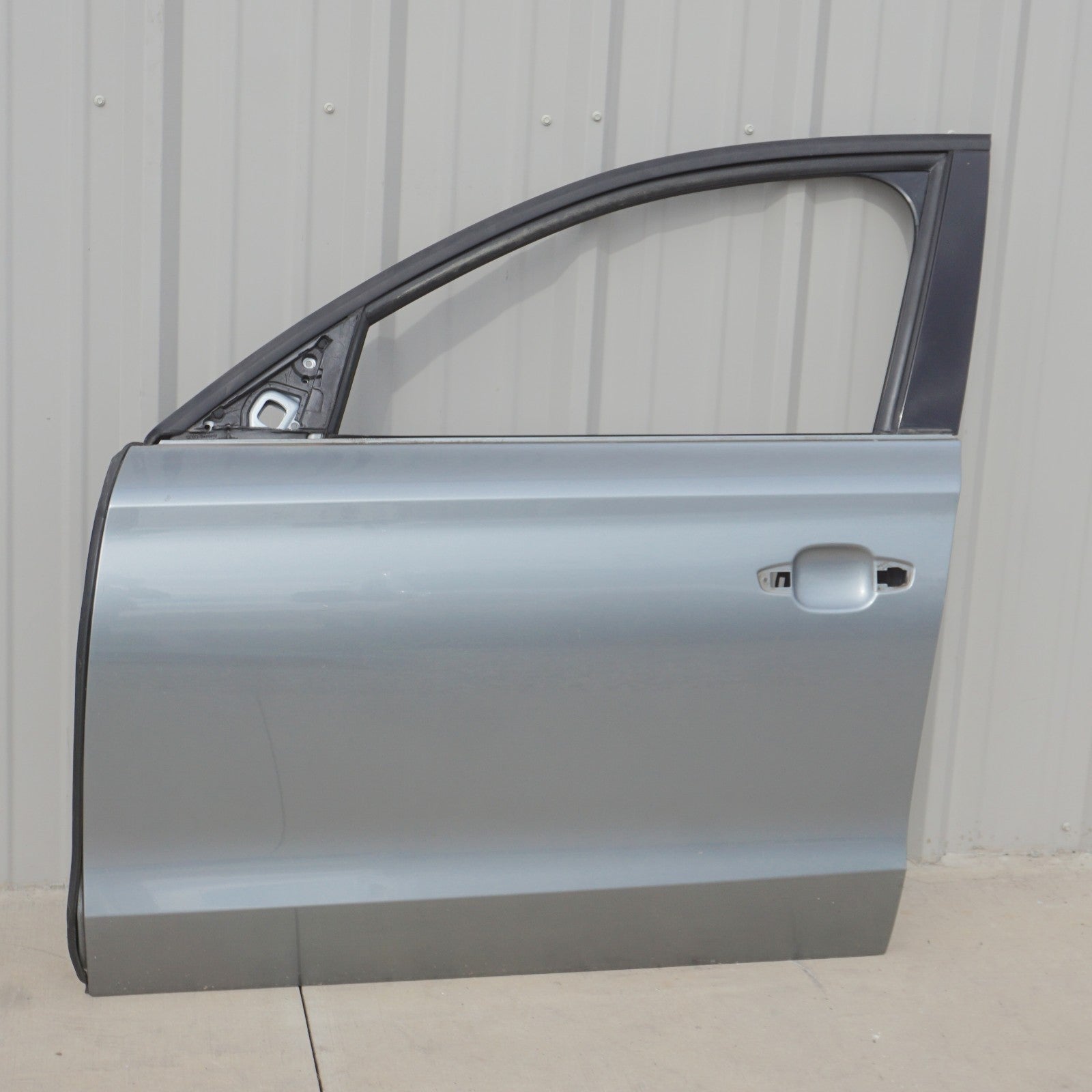 2011 - 2018 Audi A8l Front Left Driver Side Door Shell OEM *Long Base*