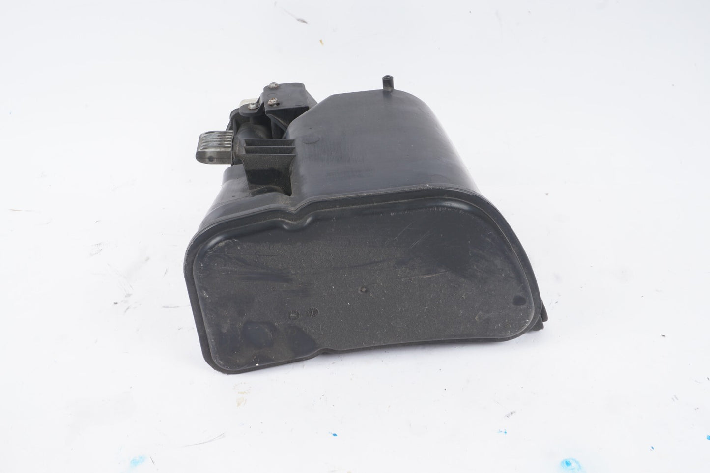 2012 - 2018 BMW 650i 640i Fuel Vapor Evaporator Charcoal Canister 7245542  OEM