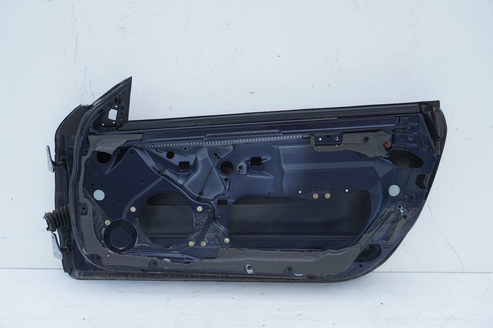 2003-2012 Mercedes R230 SL500 SL550 Front Door Shell Right Passenger OEM