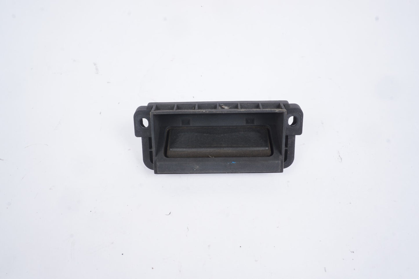 07-13 Mercedes W221 S550 S63 Trunk Lid Handle Switch OEM