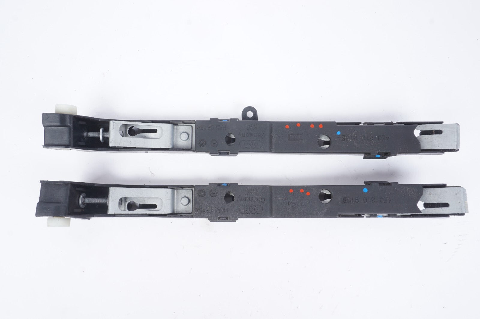 2004  - 2010 Audi A8 A8L Rear Bumper Bracket Support Left & Right OEM