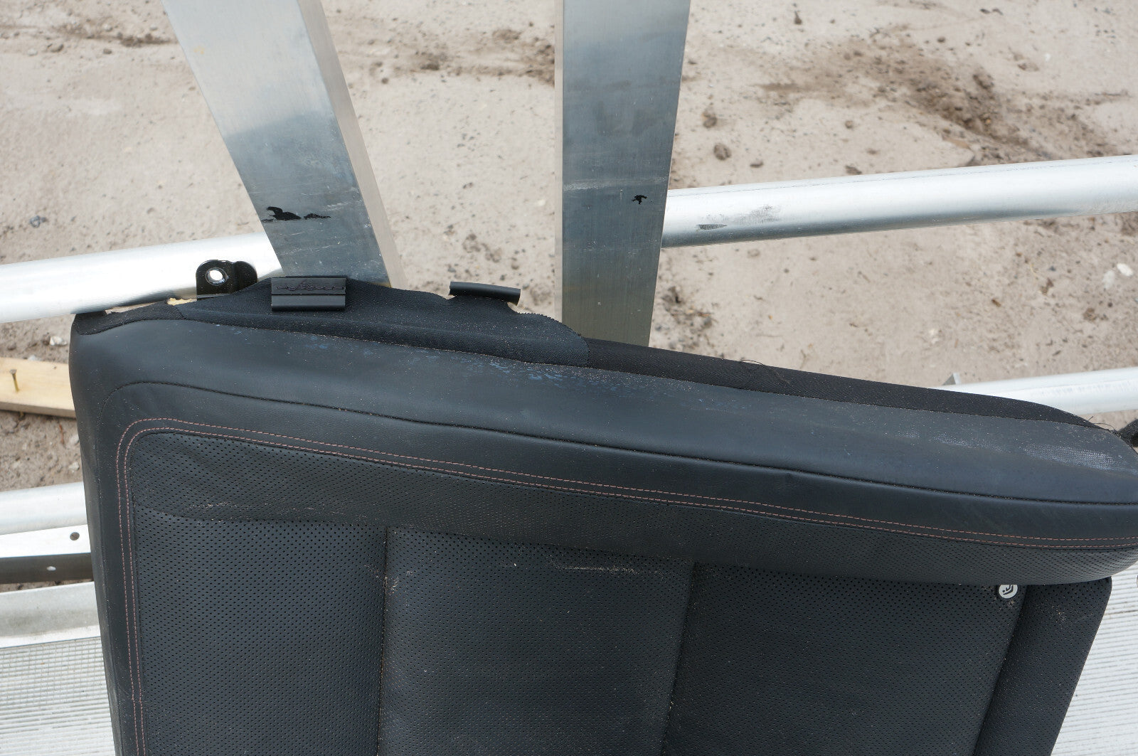 2010-2013 MERCEDES S550 W221 REAR LEFT SEAT UPPER BACKREST CUSHION OEM