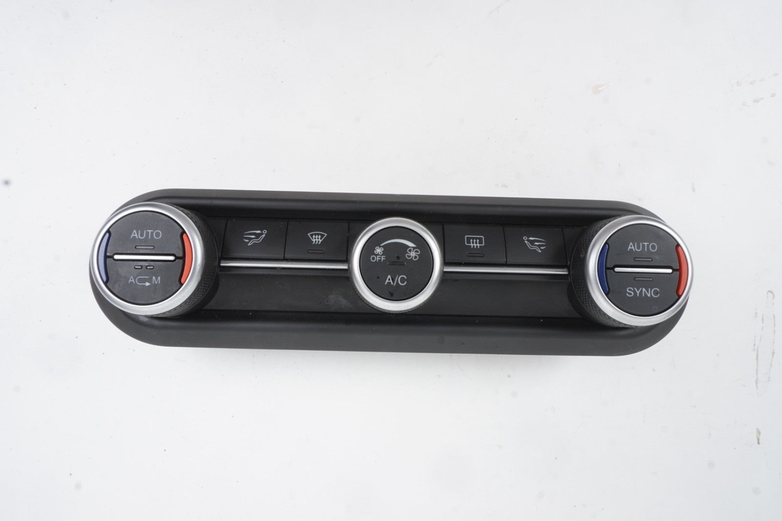 2017-2019 ALFA ROMEO GIULIA 2.0L CLIMATE CONTROLS HEAT AC CONTROLS 01561390660