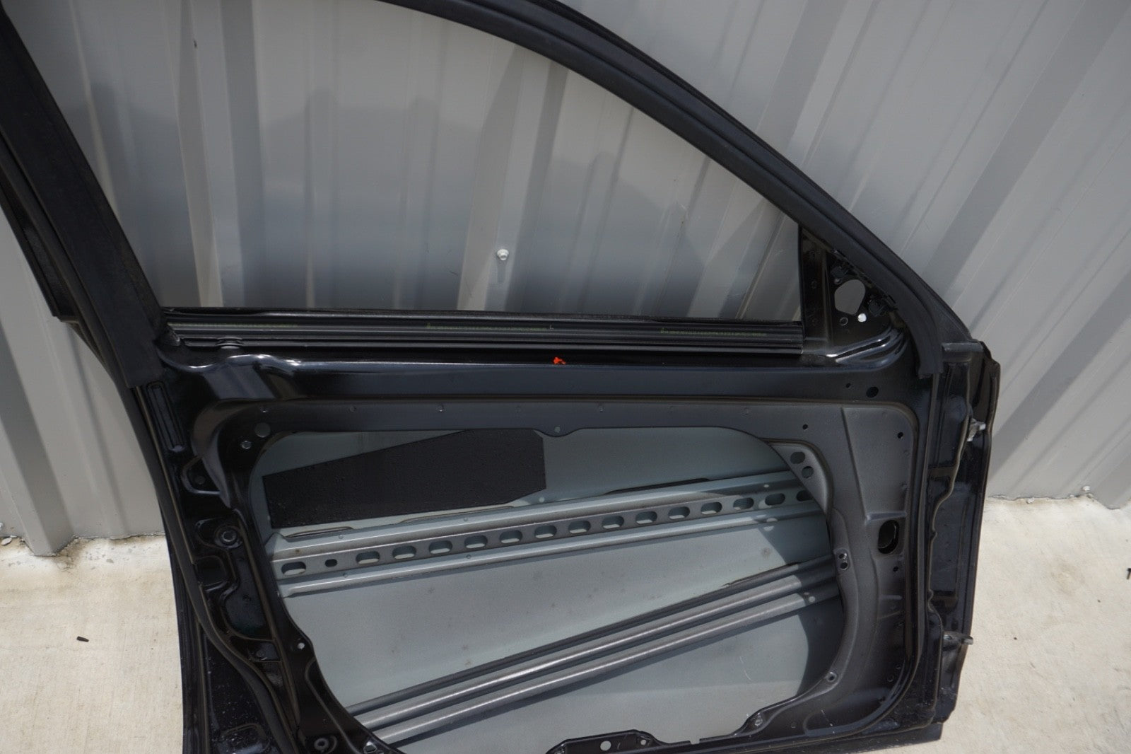 10-16 Mercedes W212 E350 E400 E550 Front Left Driver Side Door Shell Black OEM