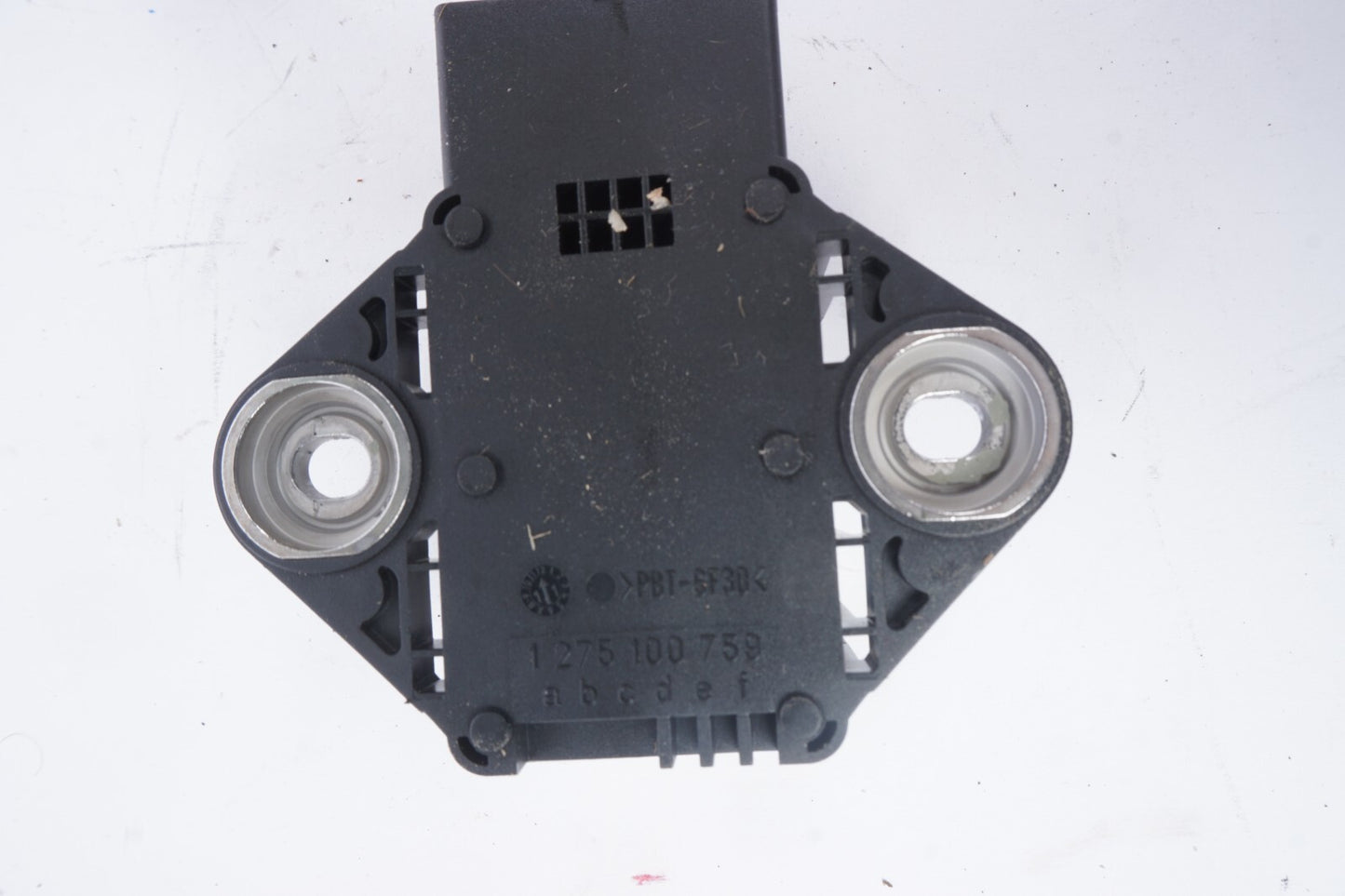10-14 Mercedes W207 E350 E550 Yaw Rate Sensor A0055422618   OEM