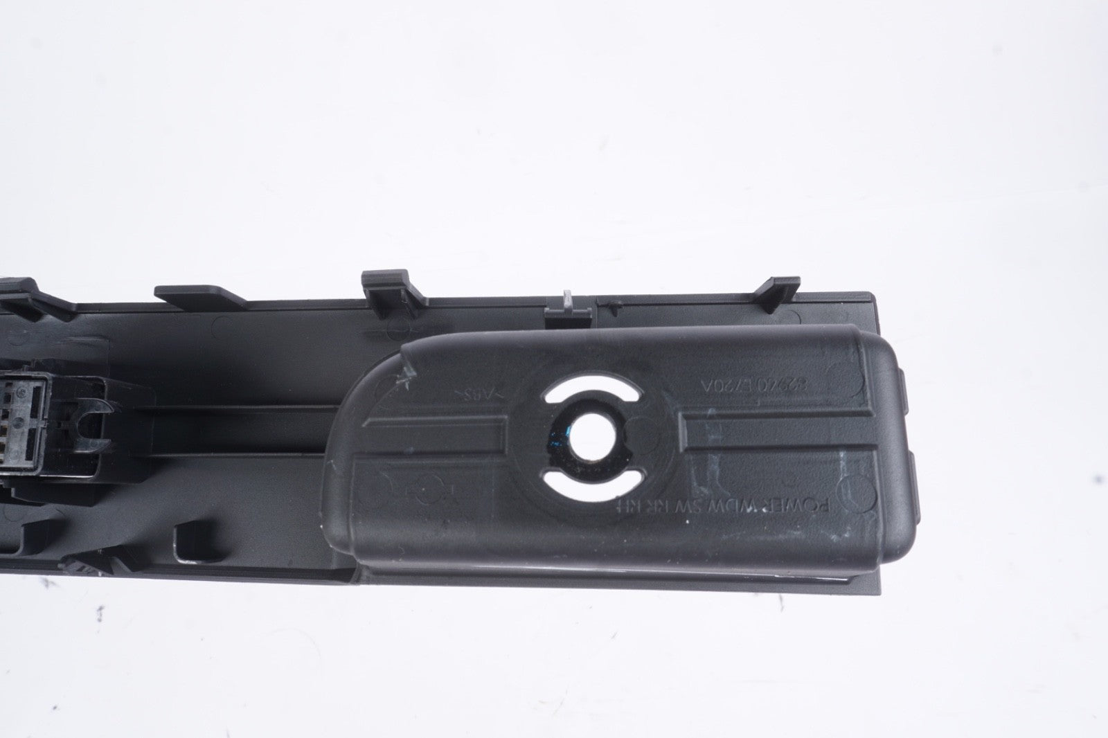 2019-2024 NISSAN TITAN REAR RIGHT PASSENGER SIDE DOOR WINDOW CONTROL SWITCH OEM