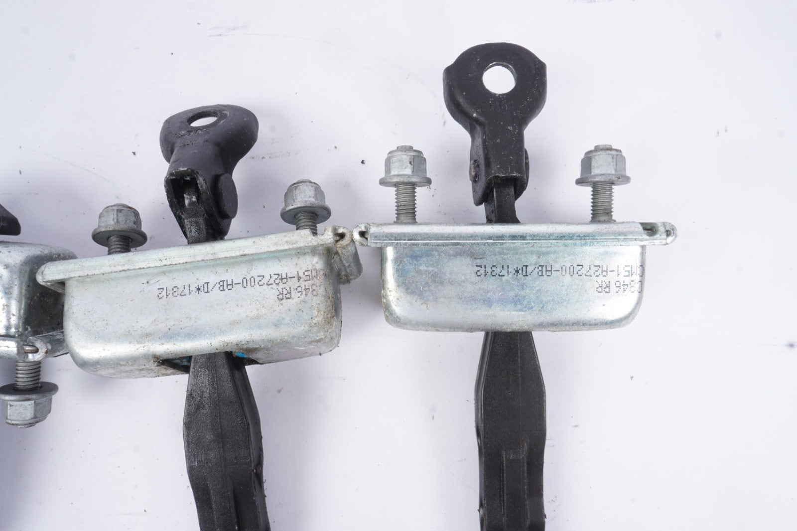 2012-2018 Ford Focus Sedan Front Left/Right Door Lock Hinge Check Stopper SET