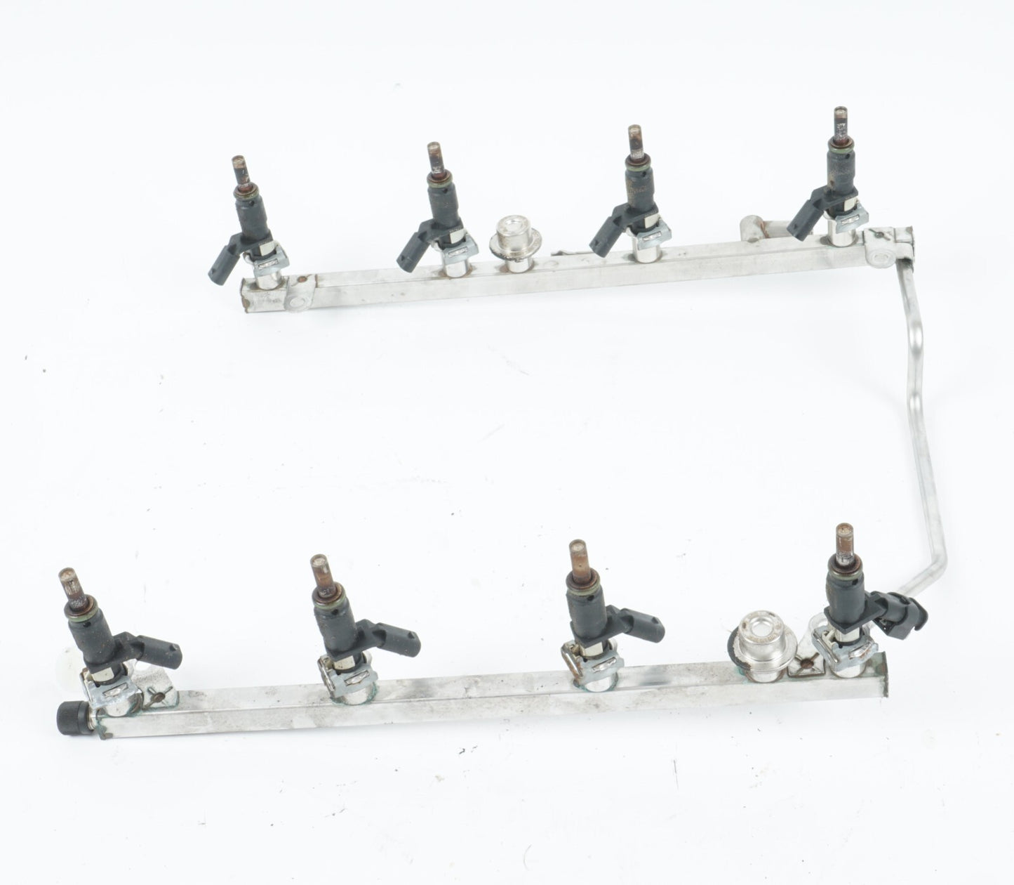 07-09 MERCEDES W221 S550 CL550 Fuel Injection Rail With Fuel Injectors OEM