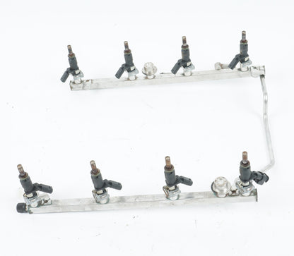 07-09 MERCEDES W221 S550 CL550 Fuel Injection Rail With Fuel Injectors OEM
