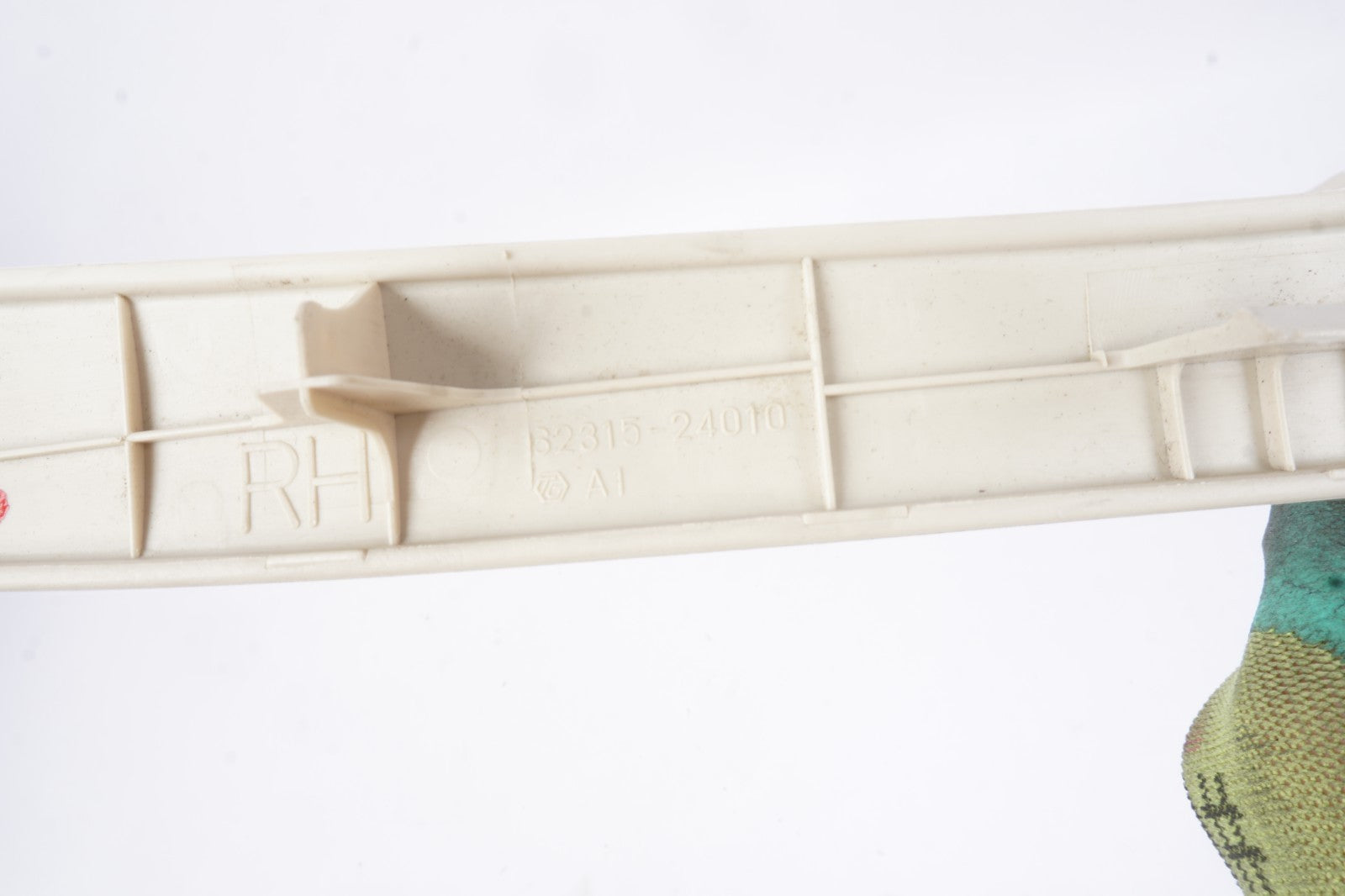 2002 - 2010 LEXUS SC430 SET OF LEFT AND RIGHT DOOR OPEN LOWER PILLAR TRIM PANEL