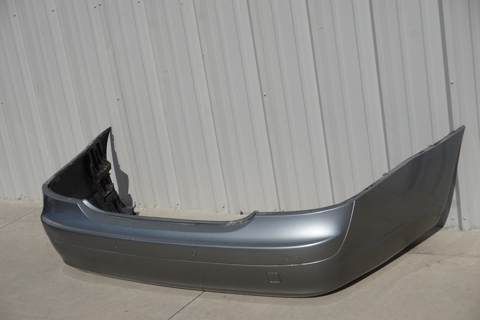 10-13 Mercedes W221 S400 S550 Rear Bumper Cover Assembly GRAY OEM