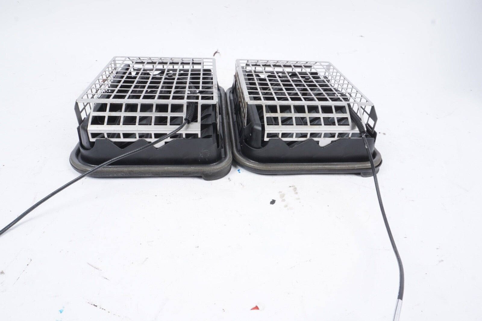 07-13  MERCEDES-BENZ W221 S400 S600 S550 REAR PHONE ANTENNAS OEM