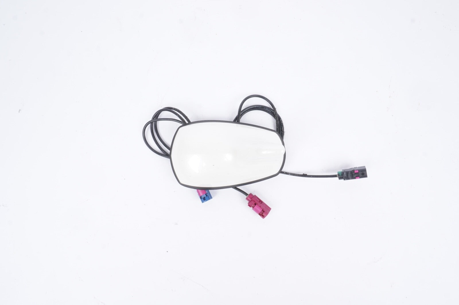 11-17 Mercedes W207 E350 E550 Convertible Shark Fin Radio Antenna White OEM