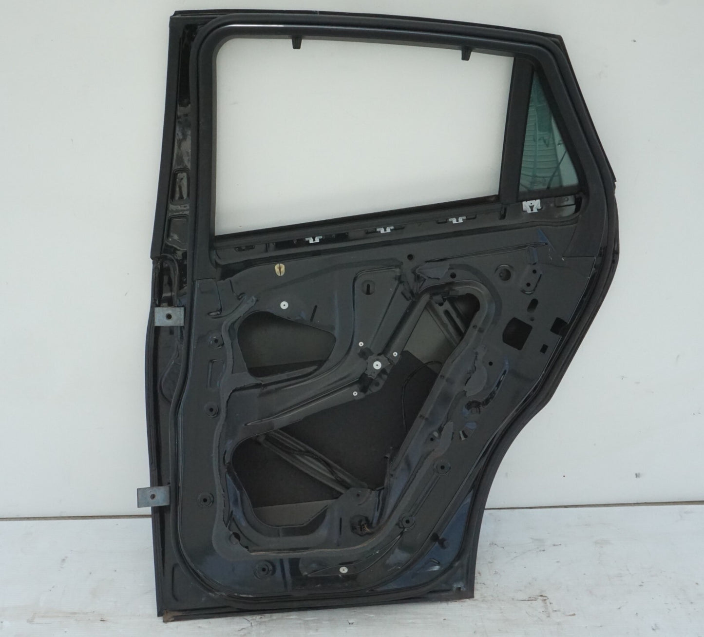 2008 - 2013 BMW X6 REAR RIGHT PASSENGER SIDE DOOR SHELL OEM