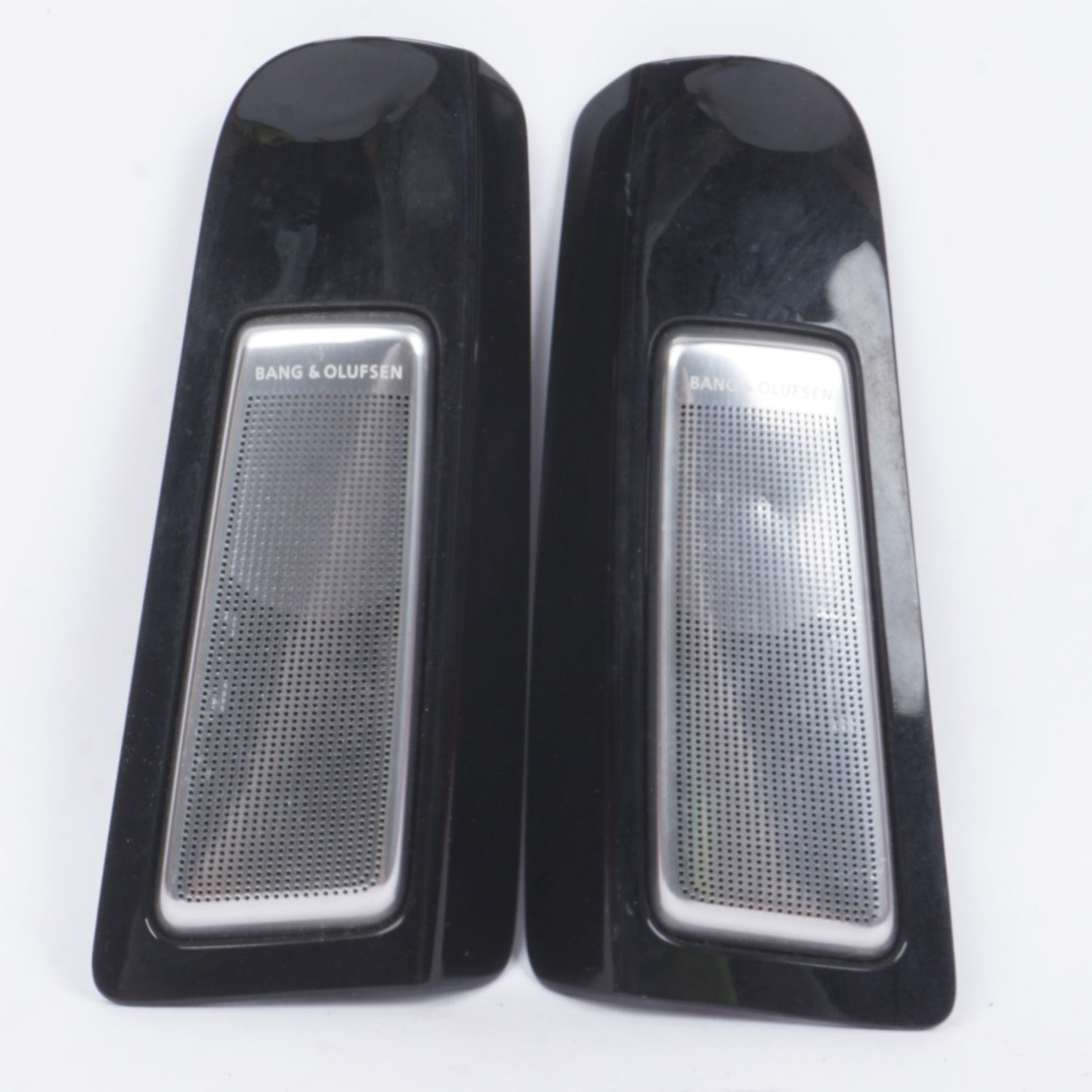 2011 - 2018 AudiA8 Quattro Left Right Lower B Pillar Trim W Speaker Grille