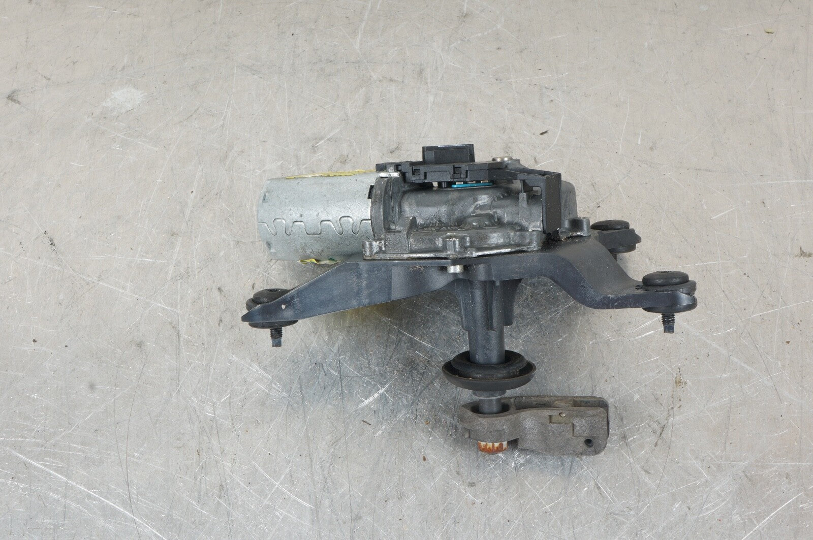 2007 - 2013 BMW E70 X5 GENUINE REAR WINDOW WINDSHIELD WIPER MOTOR 6942165-06 OEM