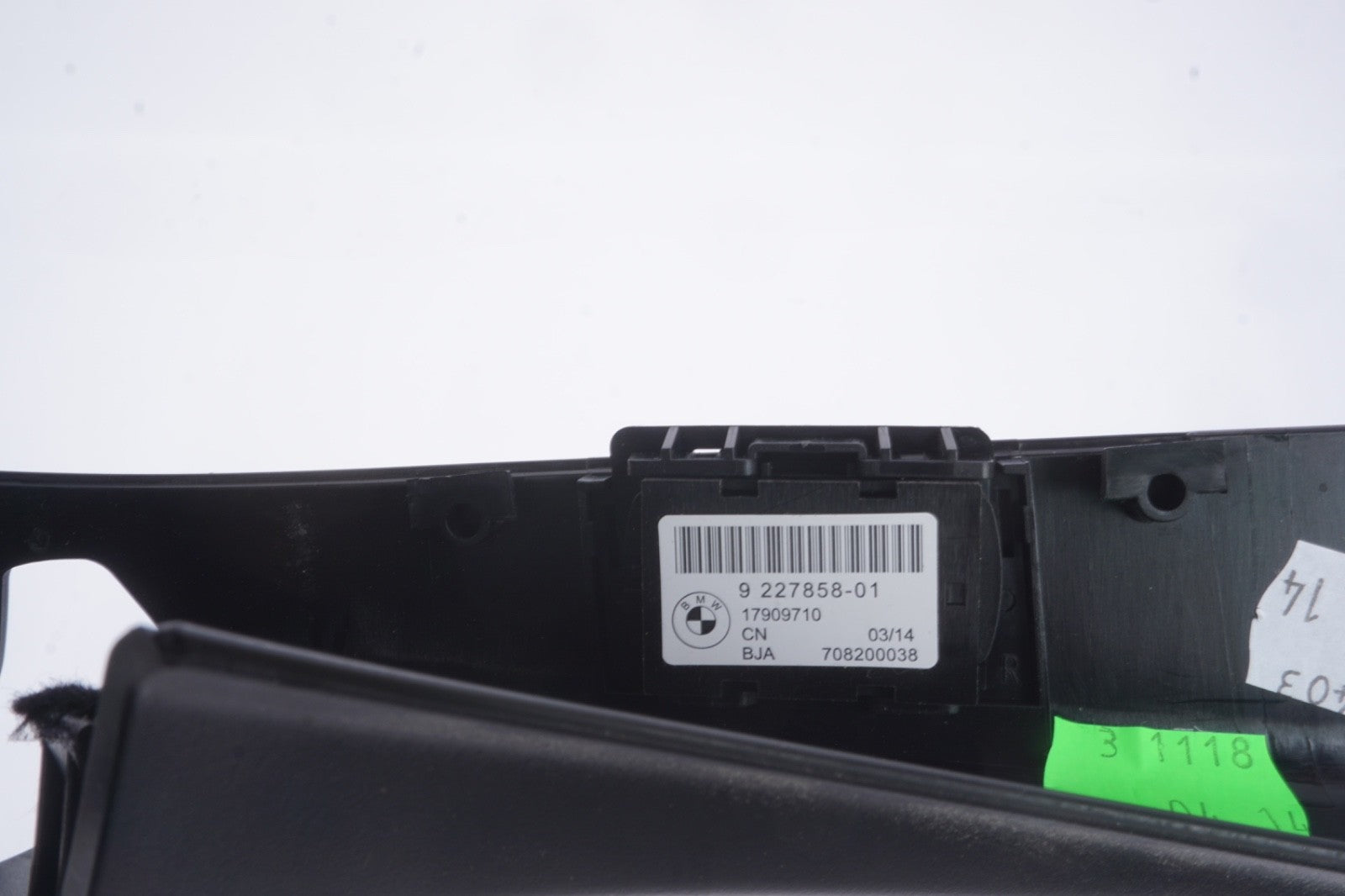 2014 - 2020 BMW 428 F12 F13 Front Passenger Seat Belt Guide Trim Cover w/ Switch