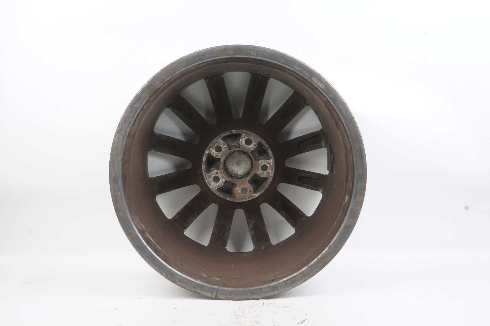 2014 - 2018 Maserati Ghibli 18" OEM Rim Wheel Rear 96001 670010981