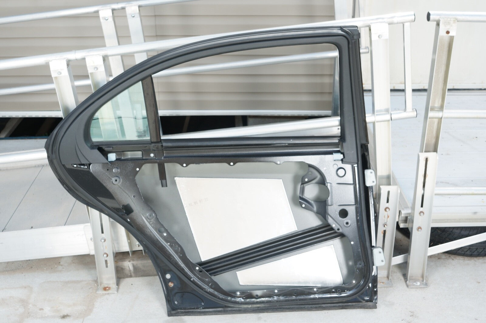 2007 - 2013 MERCEDES-BENZ S550 REAR LEFT DRIVER SIDE DOOR SHELL OEM