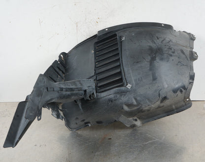 BMW E92 Series Coupe Convertible Front Right Air Duct Brake Vent Splash