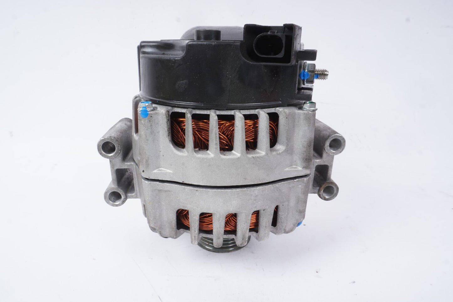 2012 - 2016 BMW 650i 550i 750i 4.4l Alternator